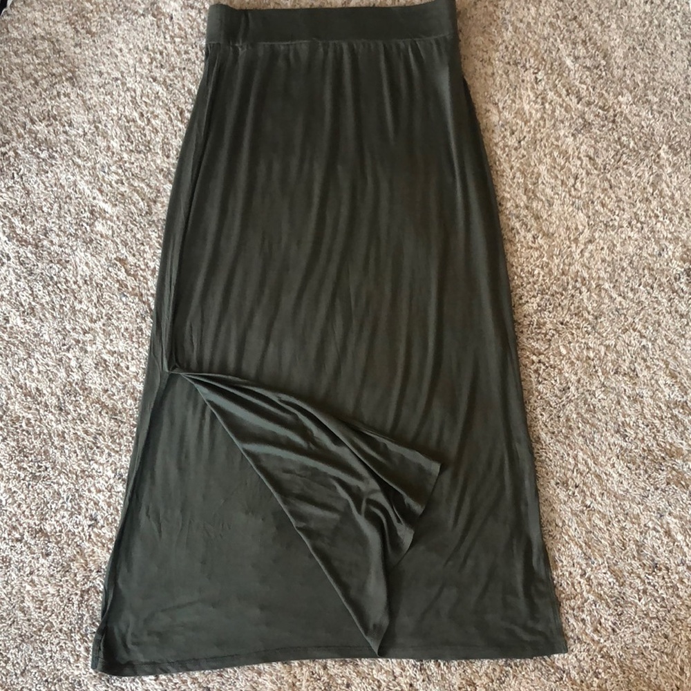 Hunter Green Floor Length Maxi Skirt